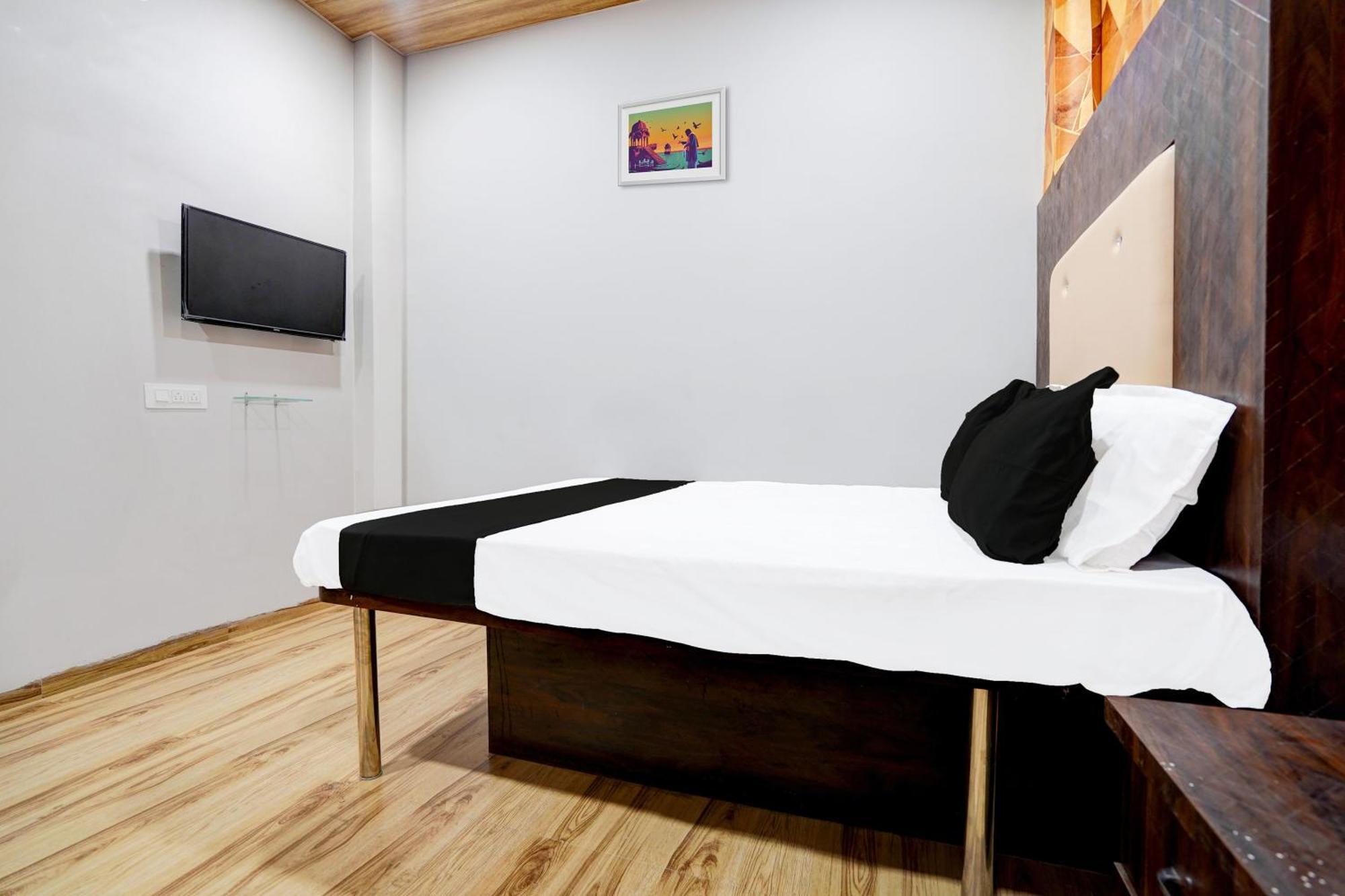 Hotel O New Sai Resort Nagpur Zewnętrze zdjęcie